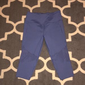 Victoria’s Secret Knockout Crop Leggings
